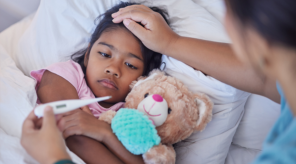 Study suggests flu vaccine may take edge off respiratory virus