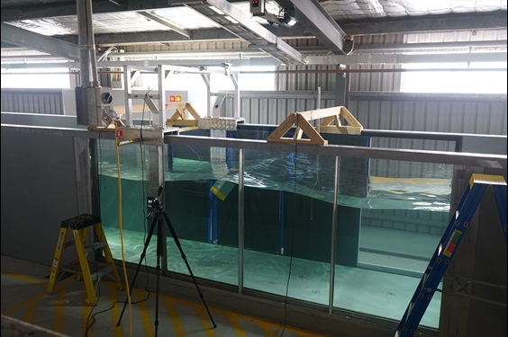 Large Scale Wave Flume : The University of Western Australia