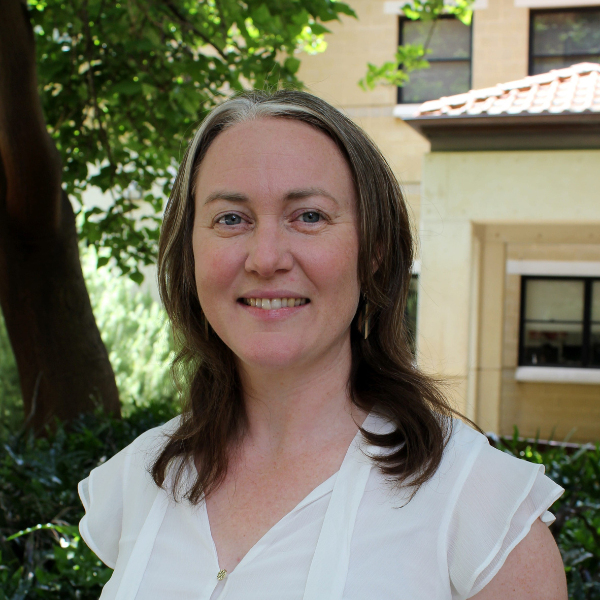 Headshot of Caitlin Moore