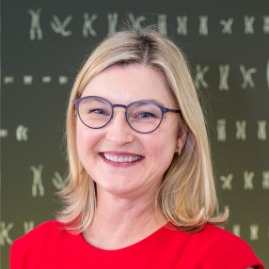 Professor Anna Nowak