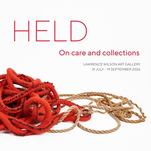 The cover of the Held exhibition catalogue depicting a loose coil of red fabric and jute rope.