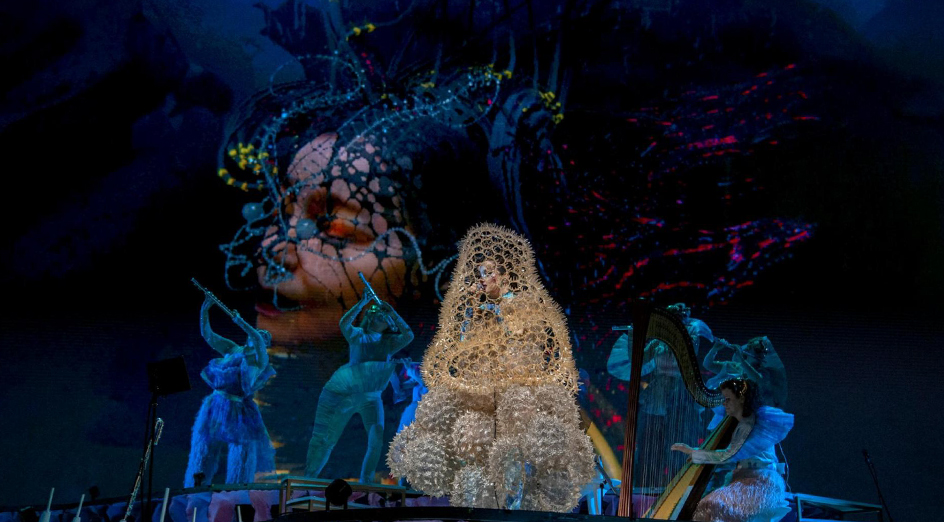 Bjork Corncucopia - Credit Santiago Felipe