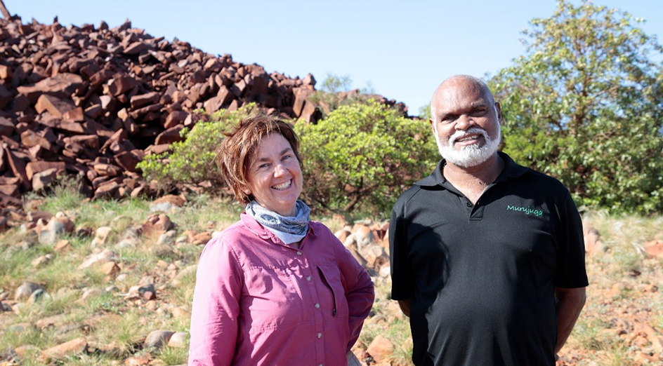 MAC CEO Peter Jeffries and CRAR+M Director Jo McDonald visiting a significant site complex on Murujuga. Credit: Sarah de Koning.