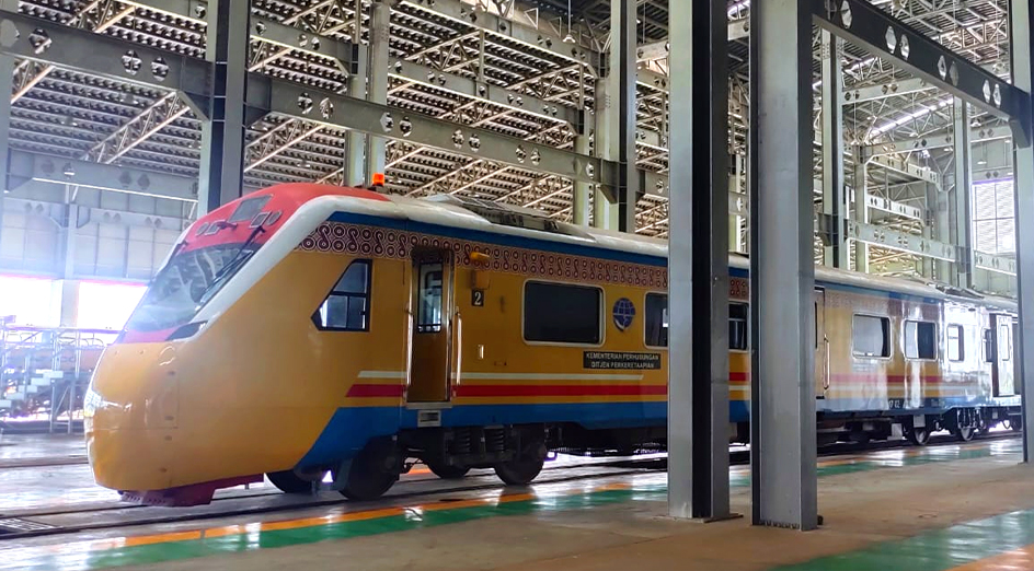 Train at newly built Sulawesi terminal