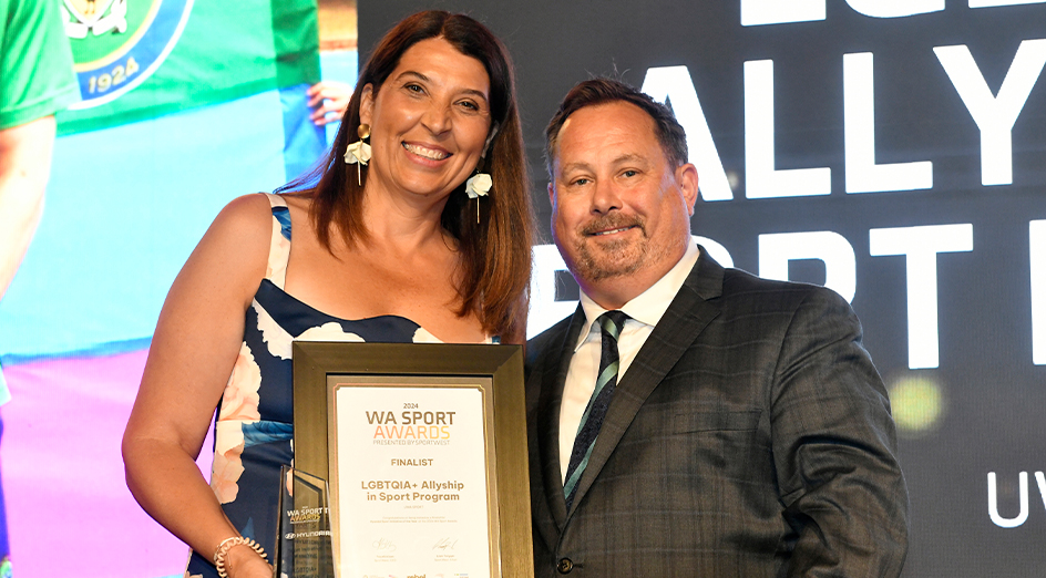 Kristina Mitsikas is presented with the award at the 2024 WA Sport Awards.