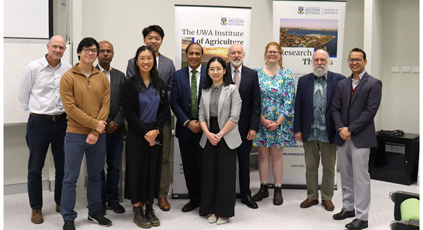 IOA Posgraduate Showcase students with IOA Director Hackett Professor Kadambot Siddique, Session Chairs Professor Brajesh Singh and Associate Professor Bryan Boruff, and Emeritus Professor Graeme Martin.