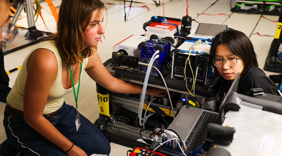 Training for the zero gravity fuel experiment