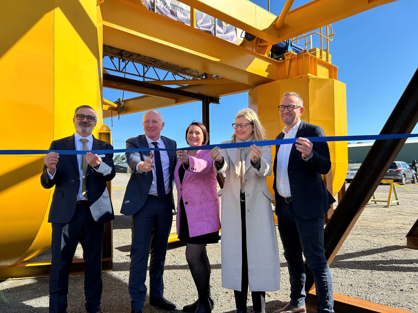 Ribbon cutting ceremony at M4 launch