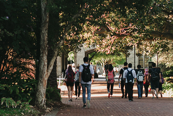 Students walking near Tropical Grove at UWA campus