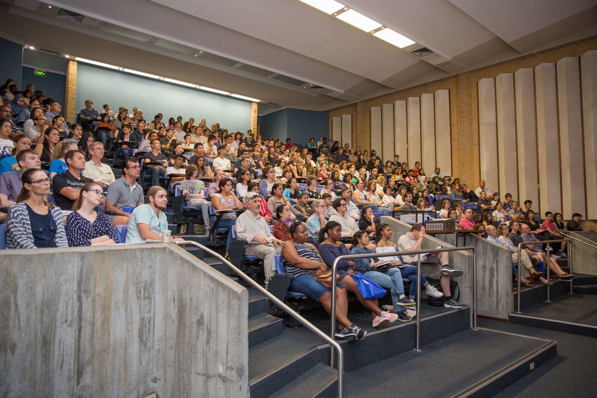 Full lecture theatre at open day